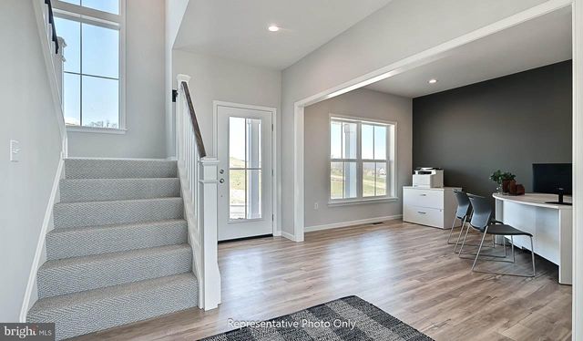 104 NOTTING HILL CT, Mechanicsburg, PA 17050