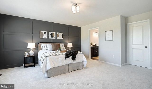 104 NOTTING HILL CT, Mechanicsburg, PA 17050