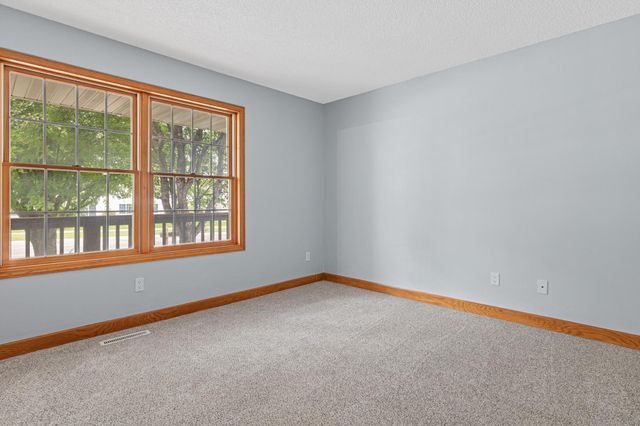 59 Dakota Avenue, Elko New Market, MN 55054