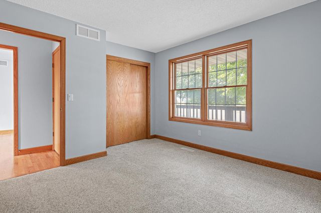 59 Dakota Avenue, Elko New Market, MN 55054