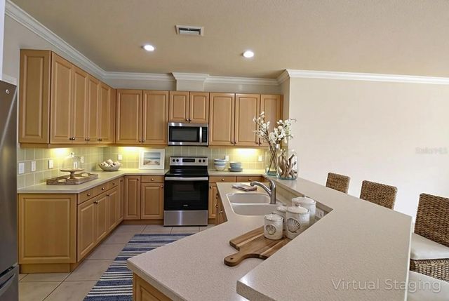 8476 MADRID ROAD, Weeki Wachee, FL 34613