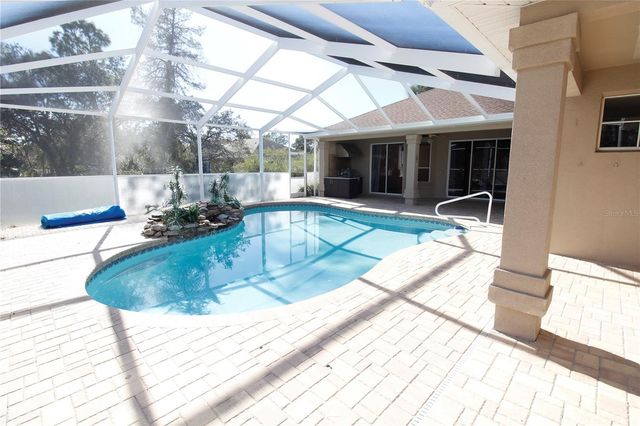 8476 MADRID ROAD, Weeki Wachee, FL 34613