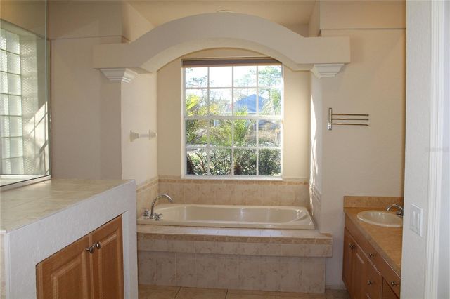 8476 MADRID ROAD, Weeki Wachee, FL 34613