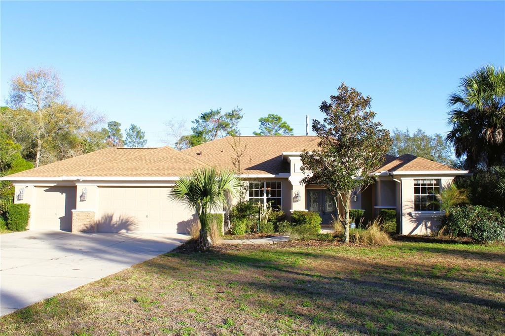 8476 MADRID ROAD, Weeki Wachee, FL 34613