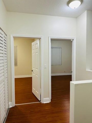 4216 Leo Lane 5g, Riviera Beach, FL 33410