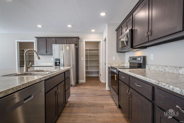 2805 W Preserve Lane, Muncie, IN 47304