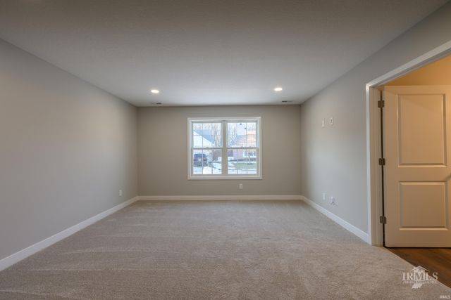 2805 W Preserve Lane, Muncie, IN 47304