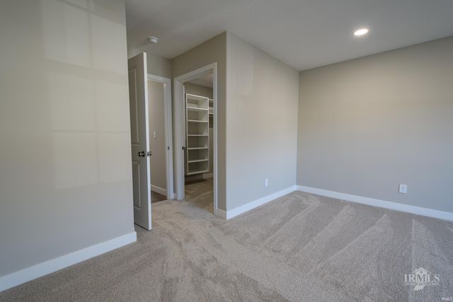 2805 W Preserve Lane, Muncie, IN 47304