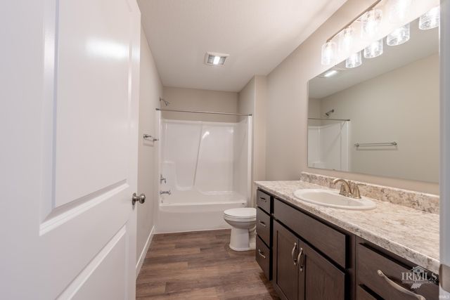 2805 W Preserve Lane, Muncie, IN 47304