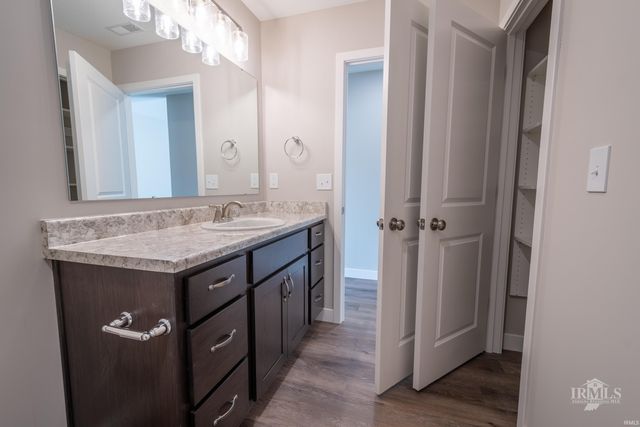 2805 W Preserve Lane, Muncie, IN 47304