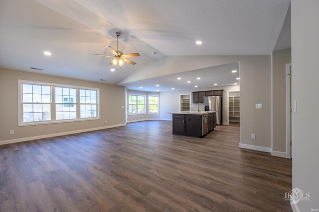 2805 W Preserve Lane, Muncie, IN 47304