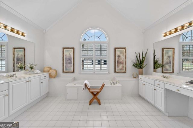 6460 Rutherford Place, Suwanee, GA 30024