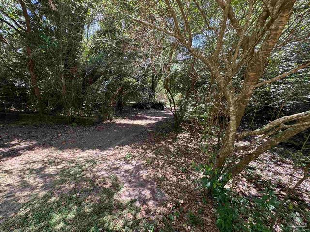 6305 W Jackson St, Pensacola, FL 32506