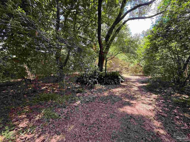 6305 W Jackson St, Pensacola, FL 32506