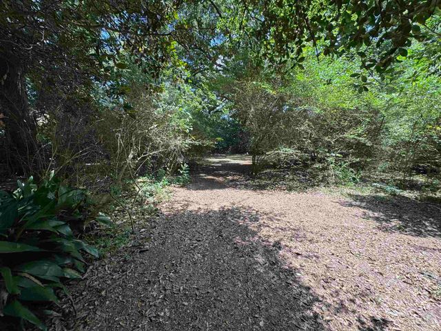 6305 W Jackson St, Pensacola, FL 32506