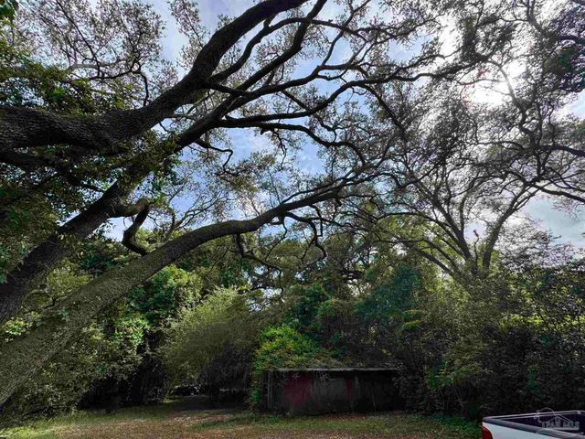 6305 W Jackson St, Pensacola, FL 32506