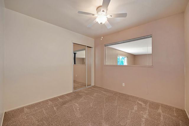 606 Wales Dr, Folsom, CA 95630