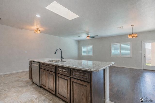 7881 E 43 Ln, Yuma, AZ 85365