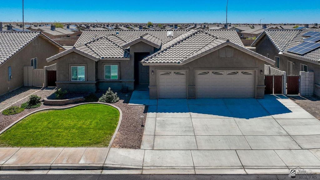 7881 E 43 Ln, Yuma, AZ 85365