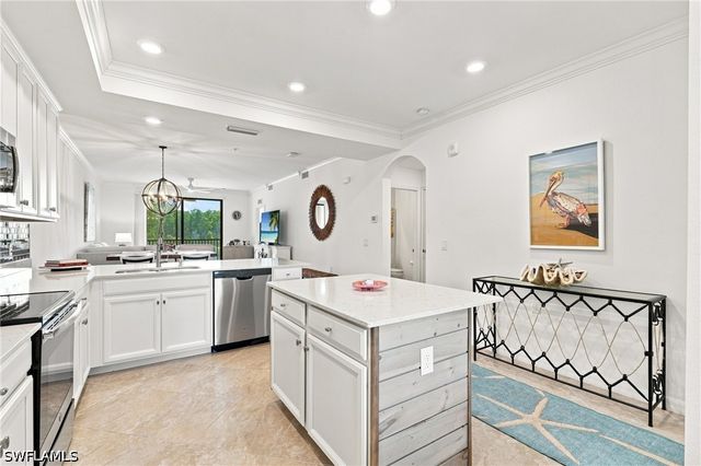 9578 Trevi CT 5124, Naples, FL 34113