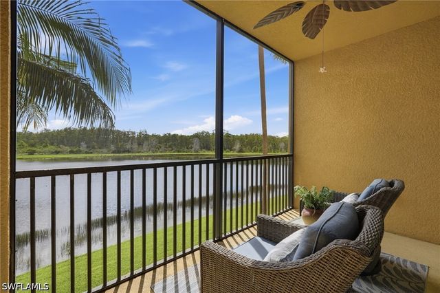 9578 Trevi CT 5124, Naples, FL 34113