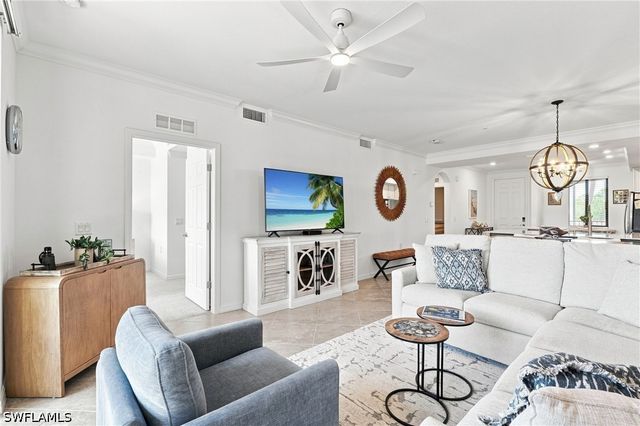 9578 Trevi CT 5124, Naples, FL 34113