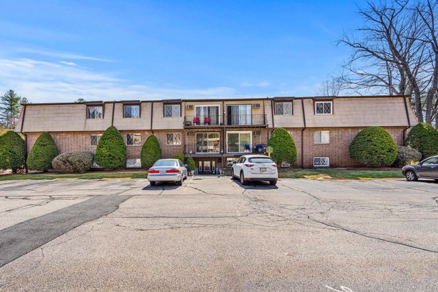 2 Silvestri Cir Unit 4, Derry, NH 03038