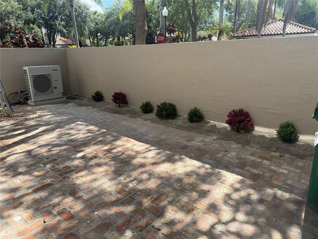 7502 SW 109th Place, Miami, FL 33173