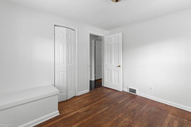 18401 Blackmoor Street, Detroit, MI 48234