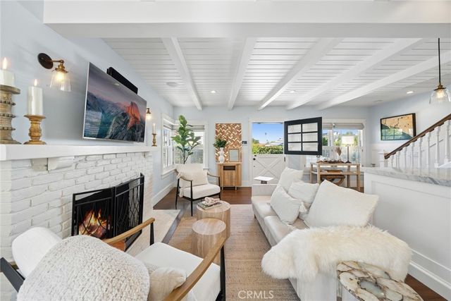 420 Acacia, Corona Del Mar, CA 92625