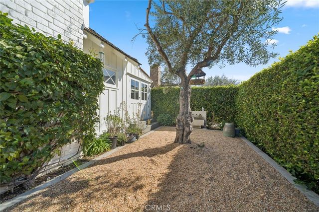 420 Acacia, Corona Del Mar, CA 92625