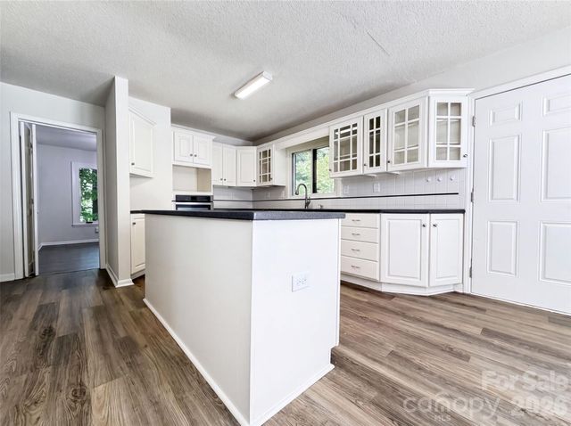 7210 Apple Creek Drive, Charlotte, NC 28227