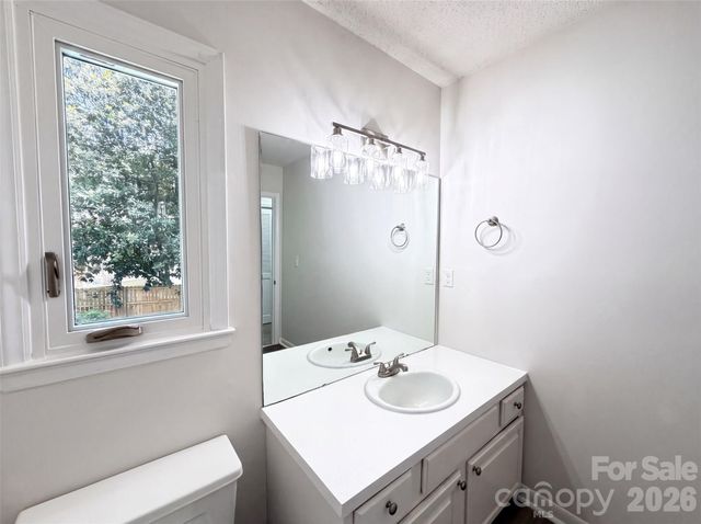 7210 Apple Creek Drive, Charlotte, NC 28227