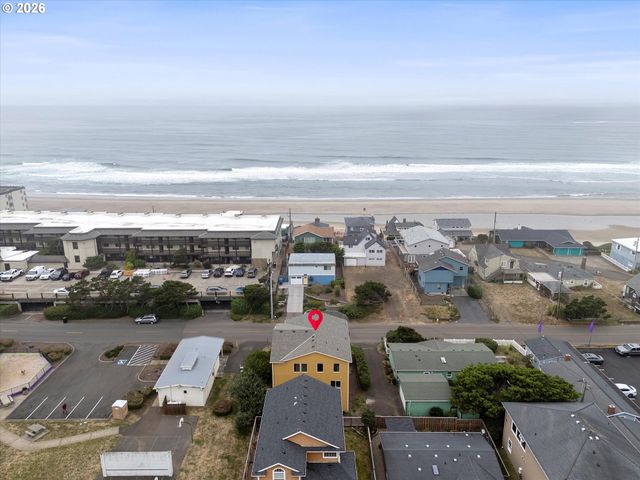 3208 Nw JETTY Ave, Lincoln City, OR 97367