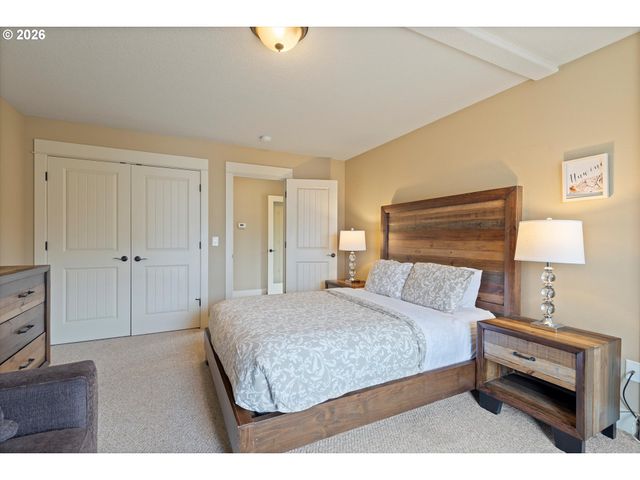 3208 Nw JETTY Ave, Lincoln City, OR 97367