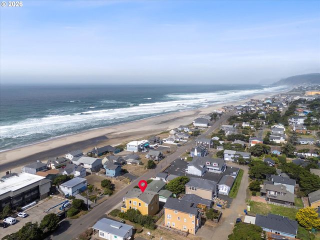 3208 Nw JETTY Ave, Lincoln City, OR 97367