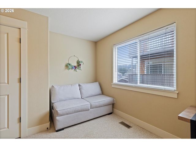 3208 Nw JETTY Ave, Lincoln City, OR 97367