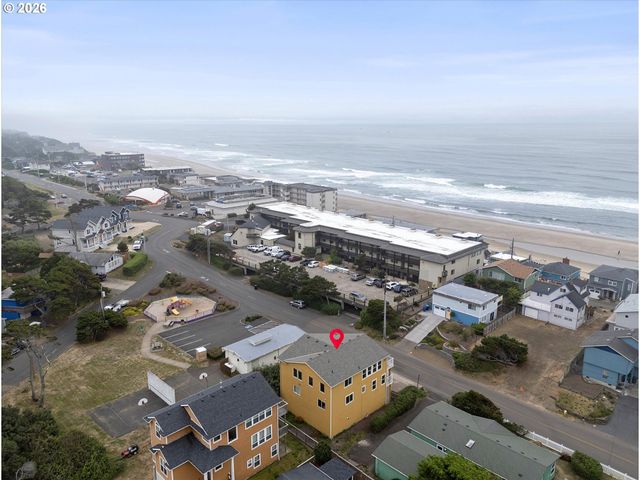 3208 Nw JETTY Ave, Lincoln City, OR 97367