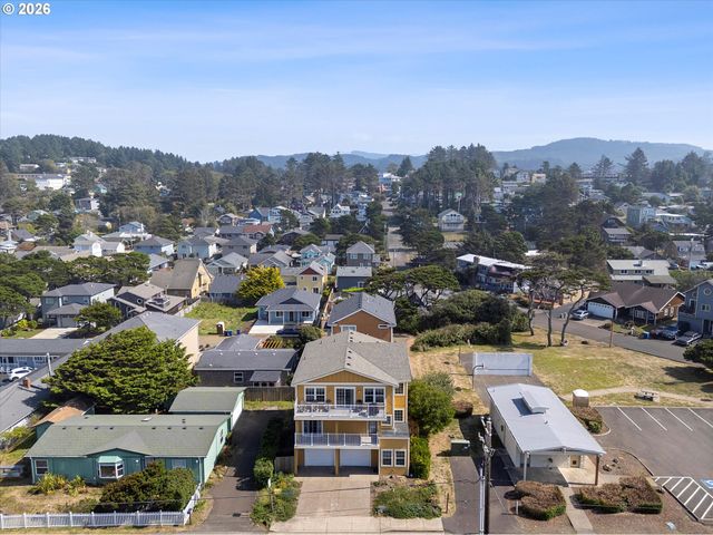 3208 Nw JETTY Ave, Lincoln City, OR 97367