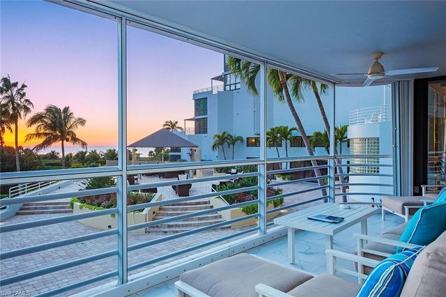 4751 Gulf Shore BLVD N # 406, Naples, FL 34103