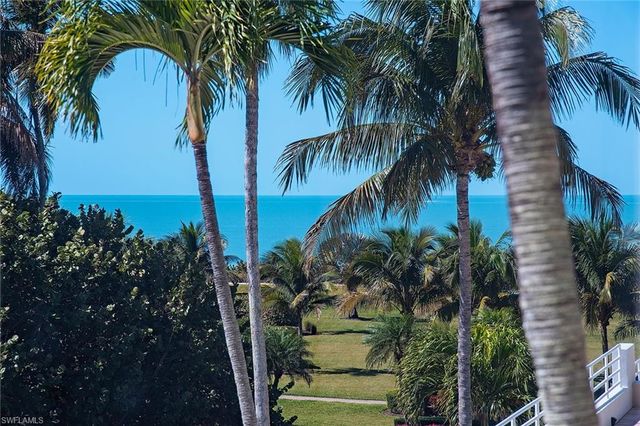 4751 Gulf Shore BLVD N # 406, Naples, FL 34103