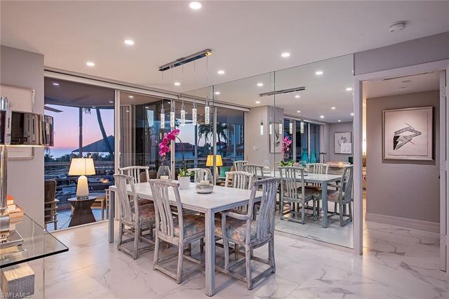 4751 Gulf Shore BLVD N # 406, Naples, FL 34103