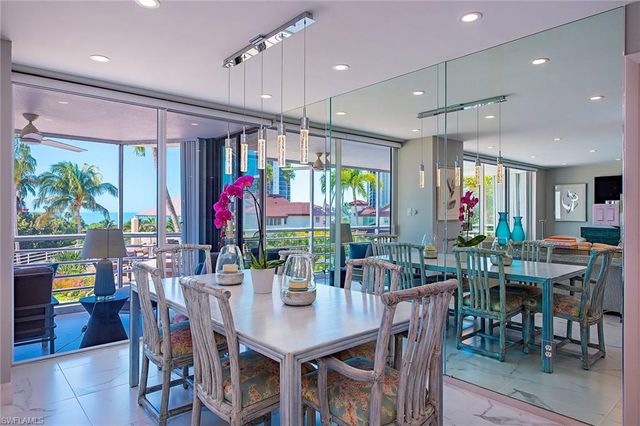 4751 Gulf Shore BLVD N # 406, Naples, FL 34103