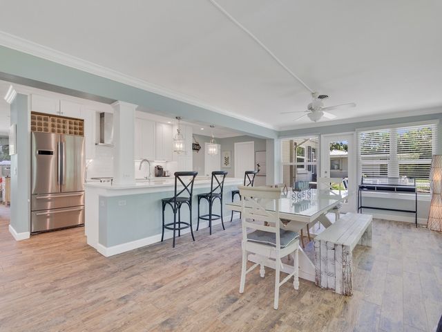 706 Iris Lane, Vero Beach, FL 32963