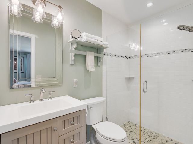 706 Iris Lane, Vero Beach, FL 32963