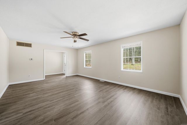 15 Autumn Hills Lane, Mount Ida, AR 71957