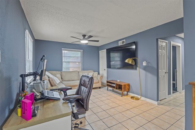 1602 Park Place, Irving, TX 75061
