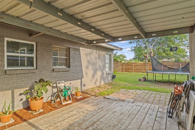 1602 Park Place, Irving, TX 75061