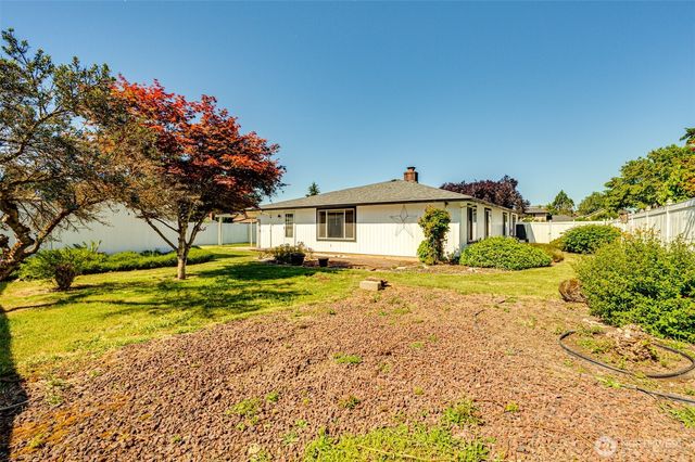 320 Fir Avenue, Woodland, WA 98674