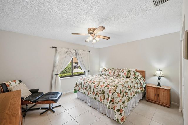 3135 NW 13th Street, Delray Beach, FL 33445